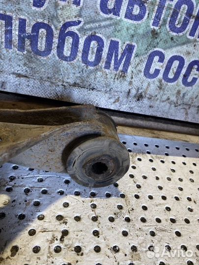 Рычаг задний левый Audi Q7