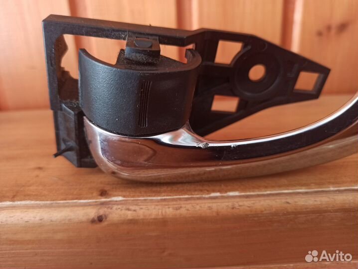 Ручка наружная левая Toyota Rav4 2006-2013