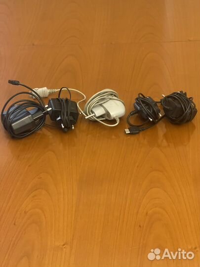 Зарядное устройство