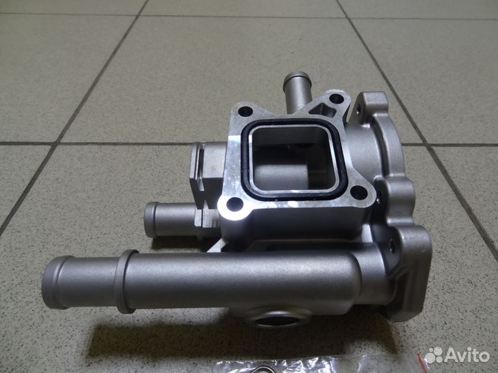 Новый корпус термостата Opel Chevrolet