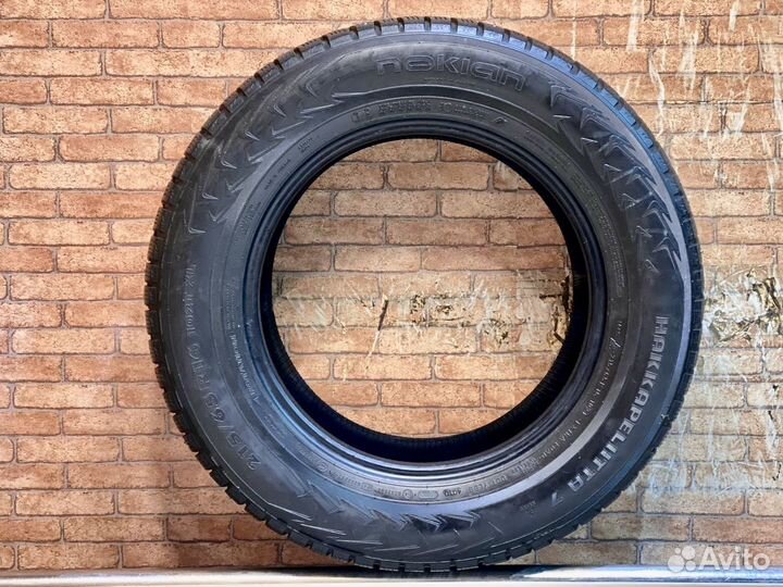 Nokian Tyres Hakkapeliitta 7 215/65 R16