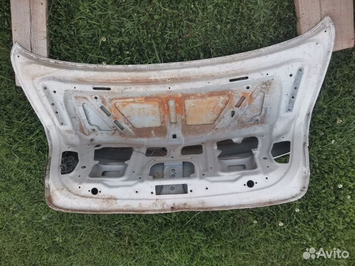 Крышка багажника bmw f10