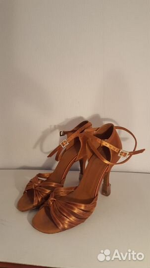 Танцевальные босоножки