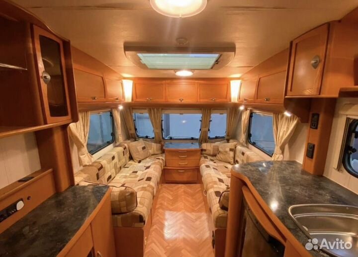 Прицеп-дача Lunar Clubman 475/2 CK, 2008