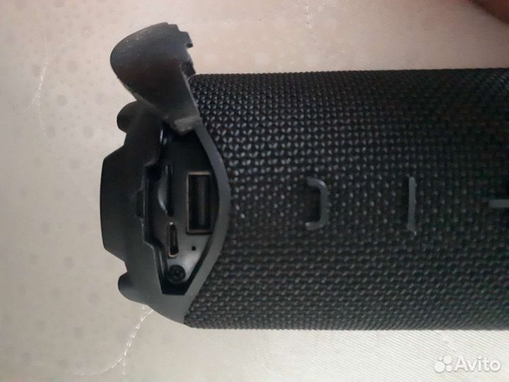 Блютуз колонка