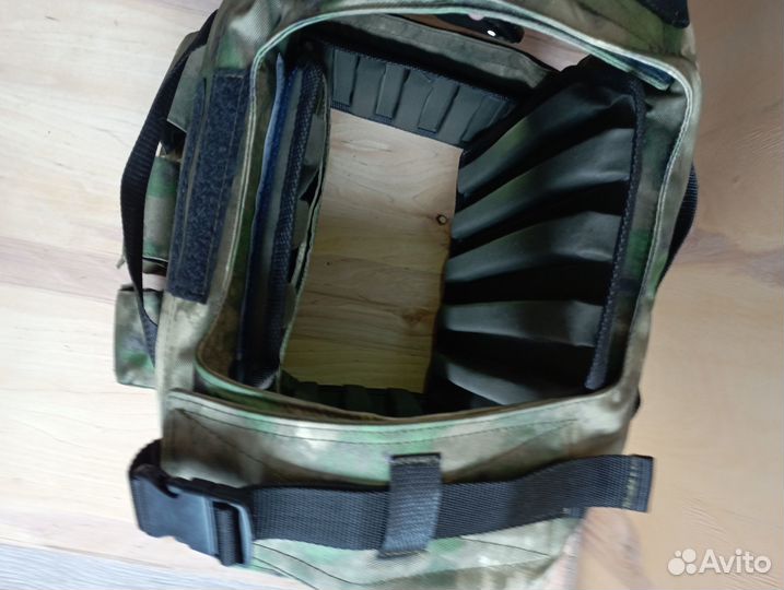 Бронежилет с плитами полный комплект