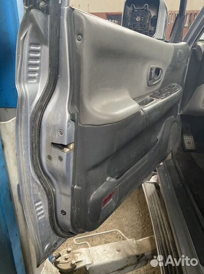 Дверь передняя левая Pajero Sport 1