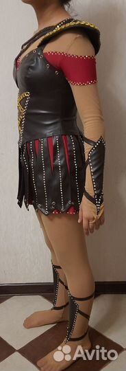 Костюм для выступлений (акробатический рок-н-ролл)