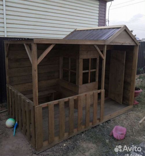 Детский игровой домик из дерева массива сосны