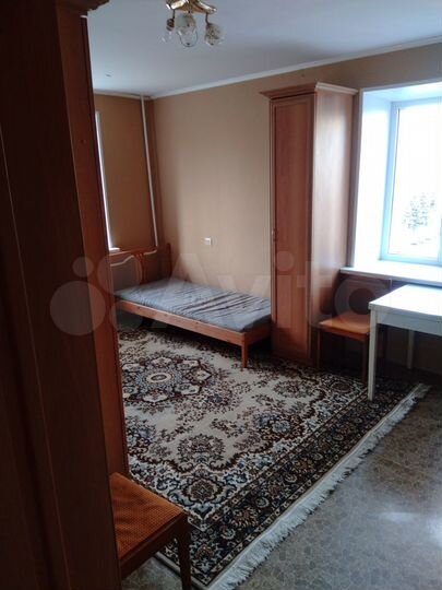 Комната 18 м² в 2-к., 3/8 эт.