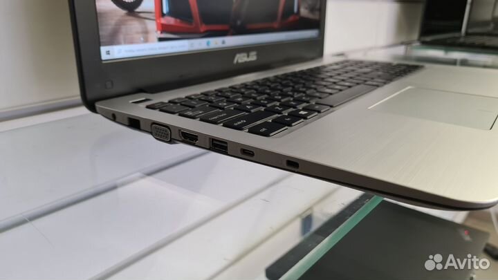 Ноутбук asus x556 i7-7500\ IPS\8gb\256ssd\ Full HD