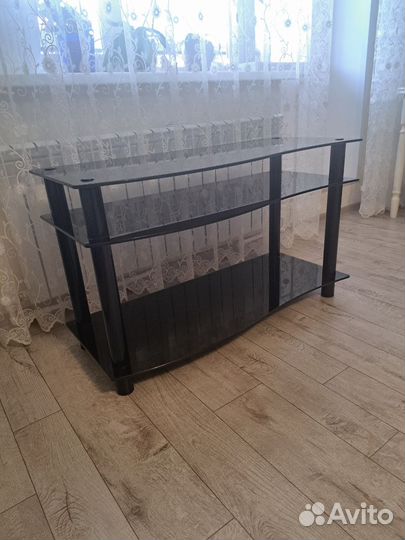Стеклянная тумба под тв телевизор