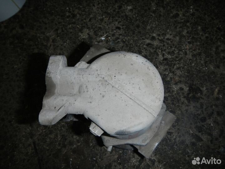 Компрессор кондиционера Renault Fluence