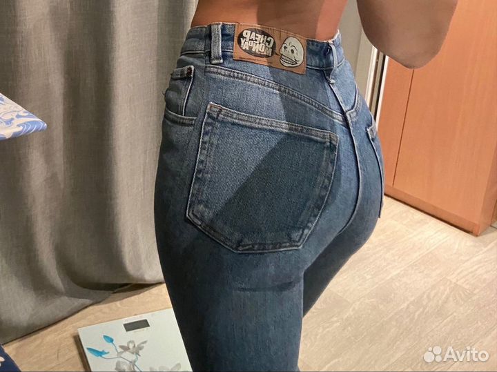Джинсы Cheap Monday