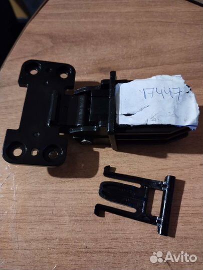 Шарнир петля - кронштейн Canon