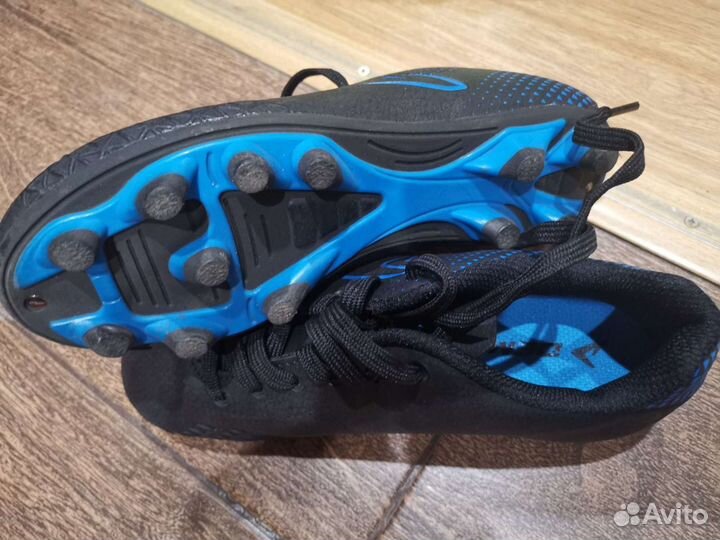 Детские футбольные бутсы 31,32,33,34 размер