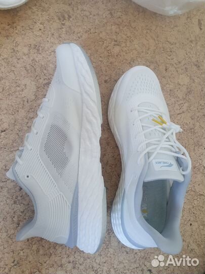 Кроссовки Onemix длина стельки 285, 275 мм