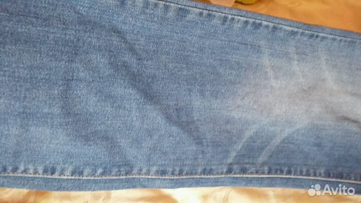 Джинсы Levis 27