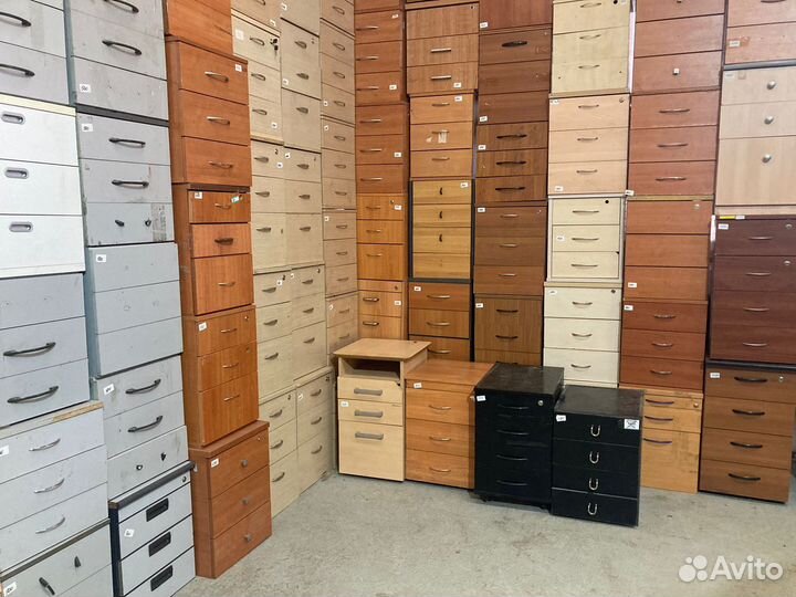 Тумба офисная подкатная, приставная