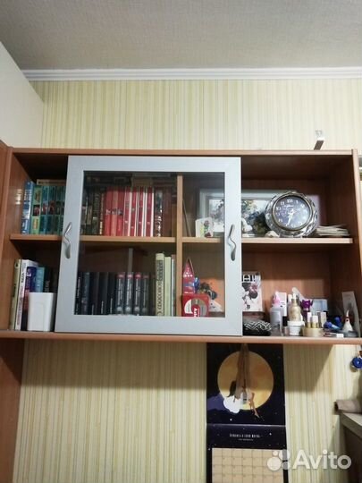 Тумба под телевизор + навесная полка бу