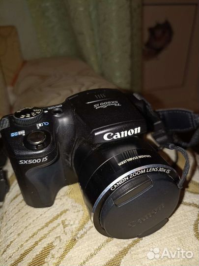 Компактный фотоаппарат canon