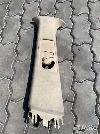 Обшивка стойки лев. Land Rover Range Rover Voque