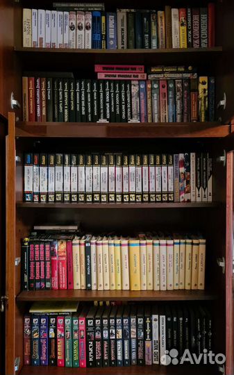 Книги детективы, фантастика, приключения