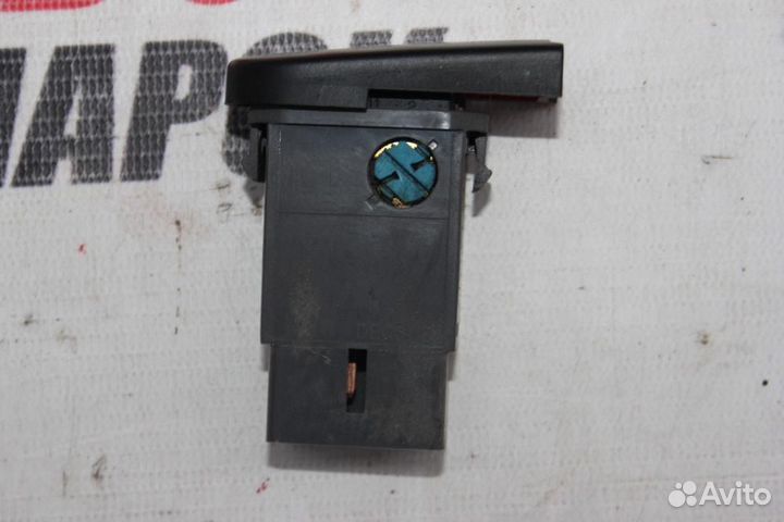 Кнопка аварийной сигнализации для Chevrolet Lanos