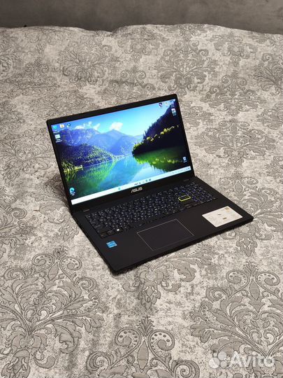 Абсолютно Новый ноутбук Asus