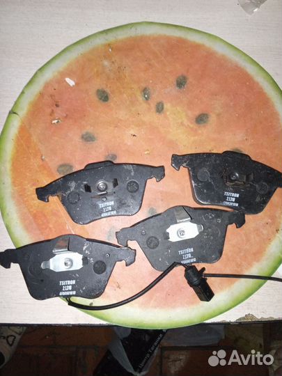 Передние тормозные колодки аudi