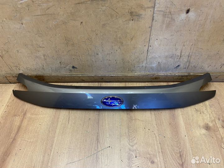 Накладка двери багажника Subaru Forester S14 2018+