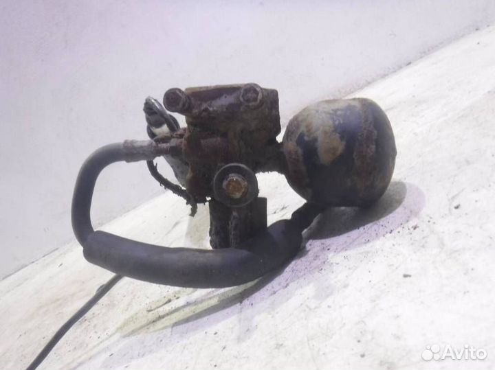 Делитель-регулятор гидроподвески