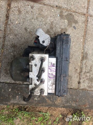 Блок ABS Toyota Corolla 120