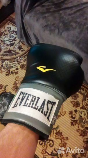 Перчатки плюс шлем