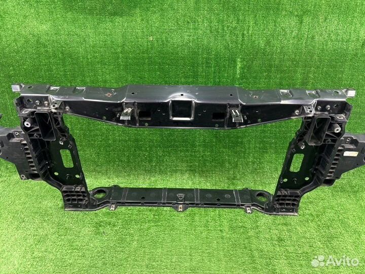 Передняя панель (телевизор) передняя Kia Stinger