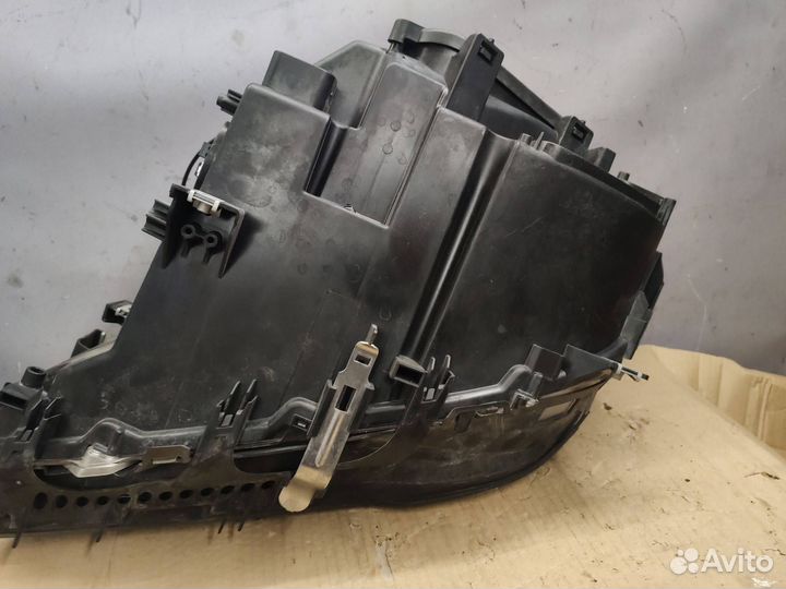 Фара правая, BMW 7 2010