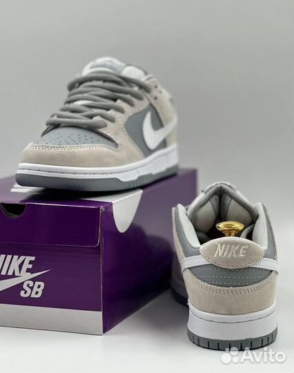 Кроссовки женские Nike SB dunk low