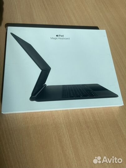 iPad Pro 12.9 Apple Magic Keyboard mxqu2