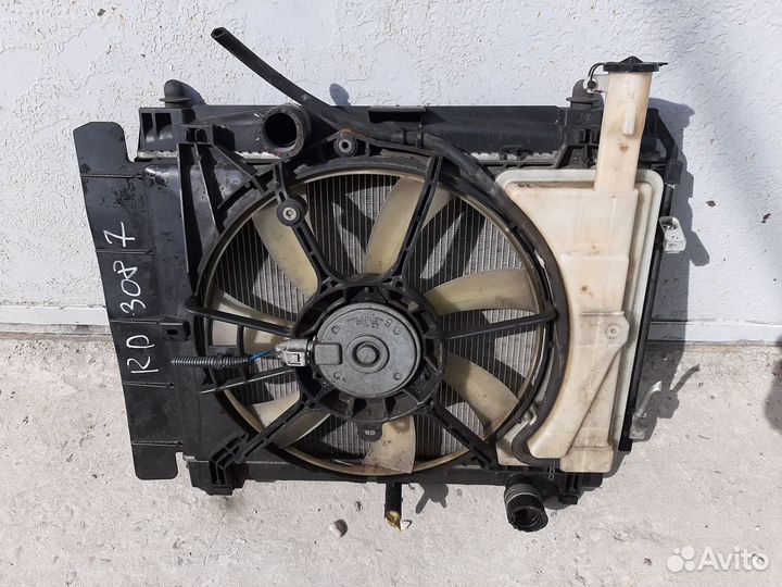 Радиатор тойота рактис,белта,витц