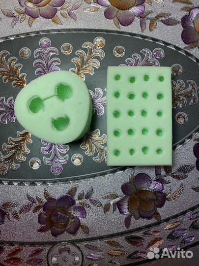 Фрмы для мыла (ягоды: клубника, черника)