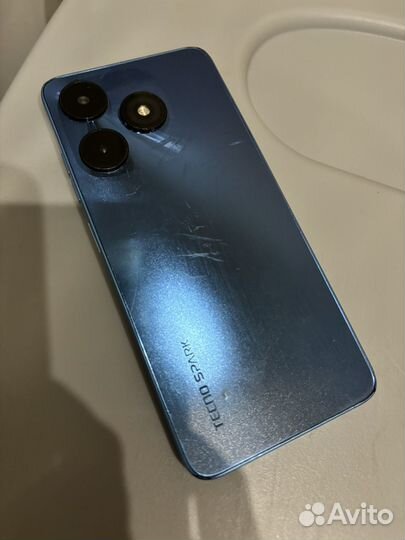 TECNO Spark 10, 8/128 ГБ