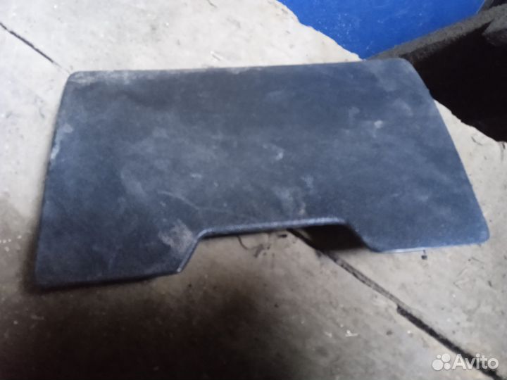 Крышка блока предохранителей opel kadett E