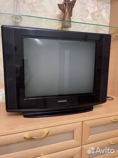 Телевизор samsung