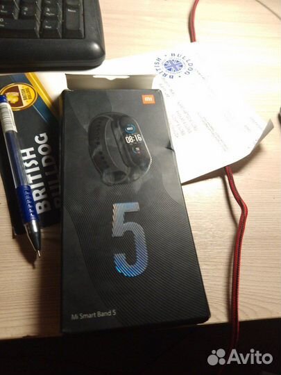 Ми бенд 5