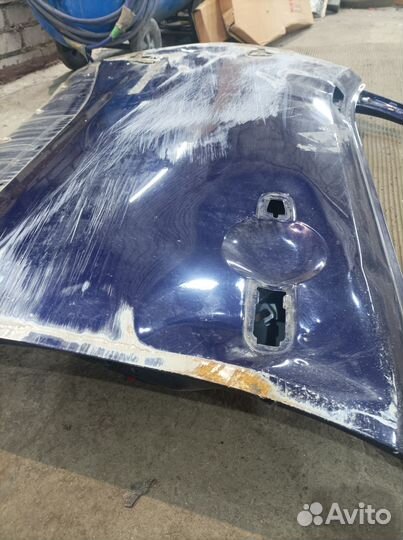 Дверь передняя левая renegade