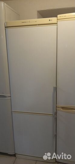 Холодильник LG