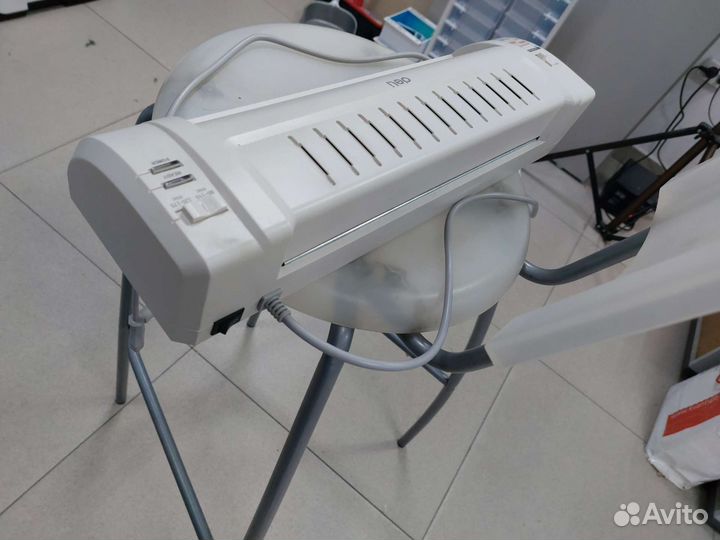 Ламинатор Deli 3894