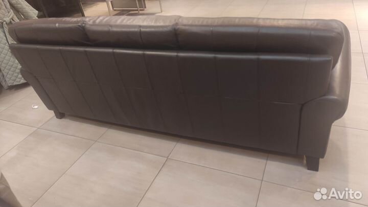 Кожаный диван бу