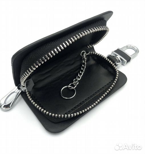 Кожаная ключница audi