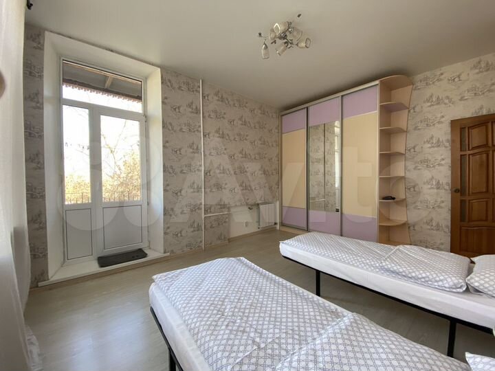 2-к. квартира, 55 м², 3/3 эт.